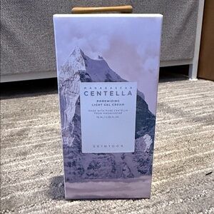 Madagascar Centella Poreminizing Light Gel Cream